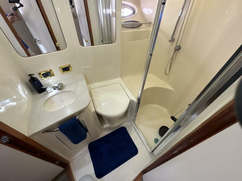 48' 2000 Sea Ray 480 Sedan Bridge