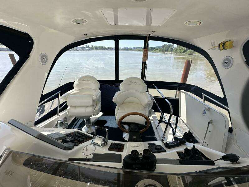 Sea Savage 48ft Sea Ray Yacht For Sale