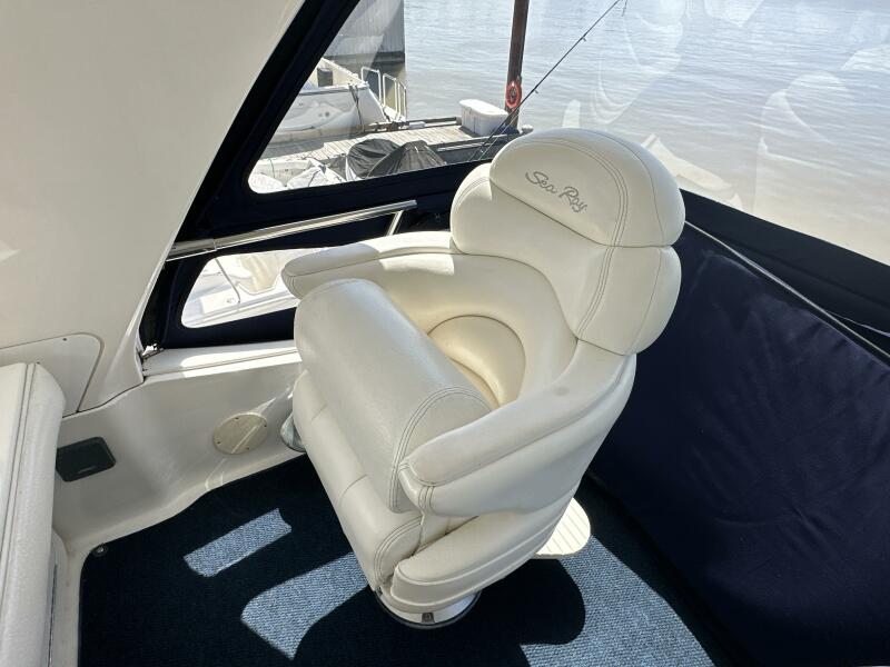 48' 2000 Sea Ray 480 Sedan Bridge