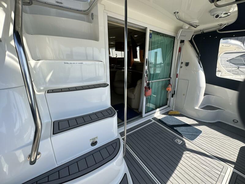 48' 2000 Sea Ray 480 Sedan Bridge