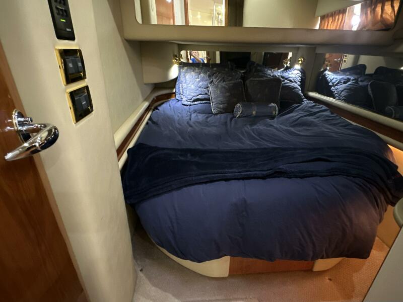 48' 2000 Sea Ray 480 Sedan Bridge