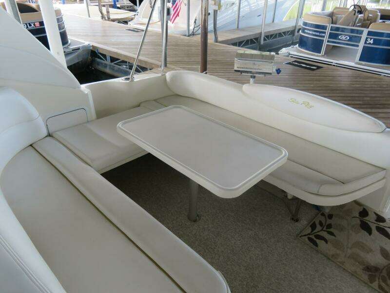 NEVER TOO LATE 34ft Sea Ray Yacht For Sale