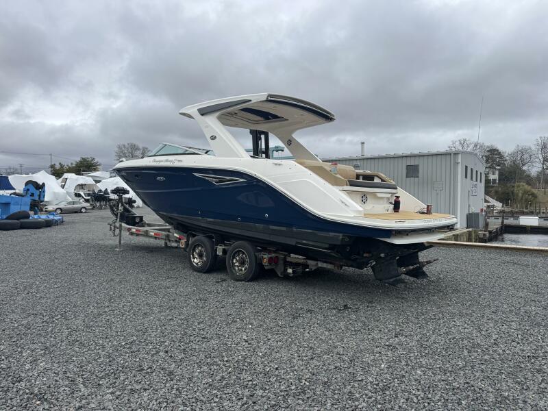 31' 2021 Sea Ray SLX 310