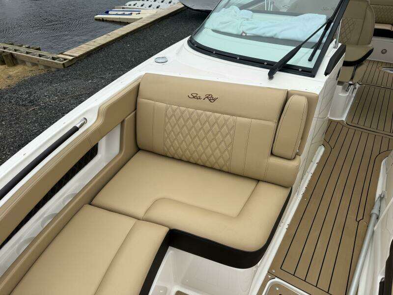 31ft Sea Ray Yacht For Sale