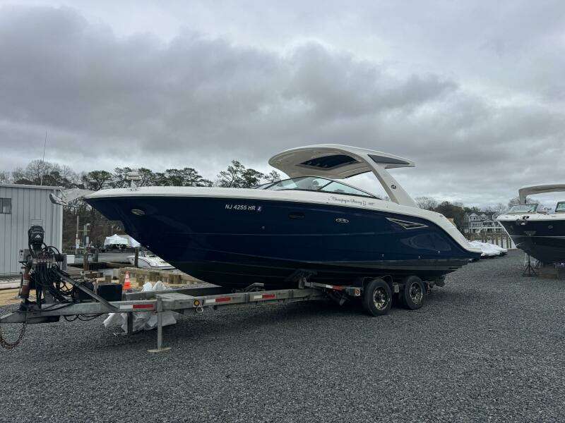31ft Sea Ray Yacht For Sale