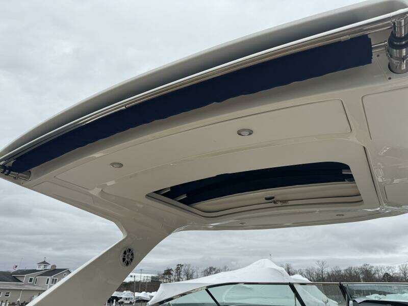 31ft Sea Ray Yacht For Sale