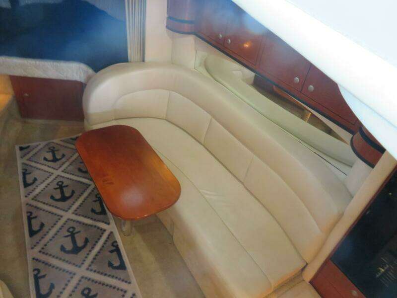 SERENITY 30ft Sea Ray Yacht For Sale