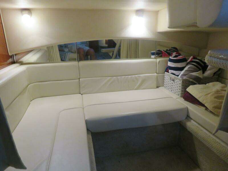SERENITY 30ft Sea Ray Yacht For Sale
