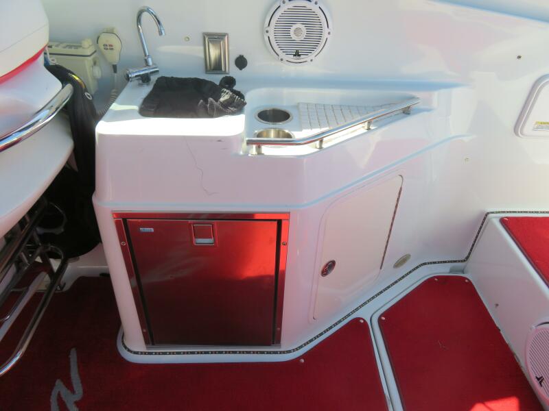 33' 2008 Baja 335 Performance Cruiser