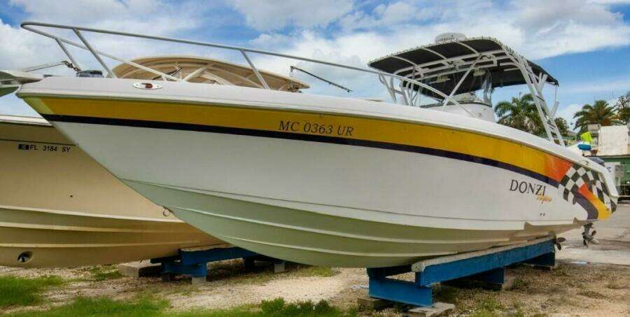 33ft Donzi Yacht For Sale