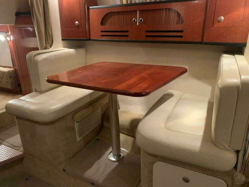 28ft Sea Ray Yacht For Sale