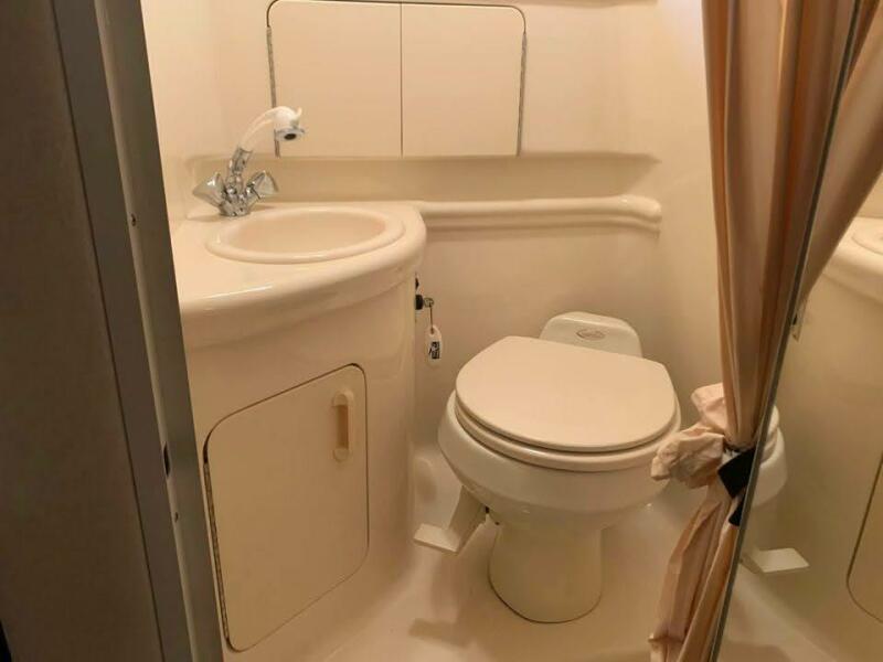 28' 2005 Sea Ray 280 Sundancer