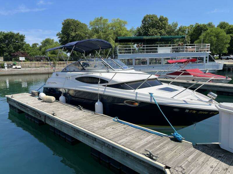 Land Escape 25ft Regal Yacht For Sale
