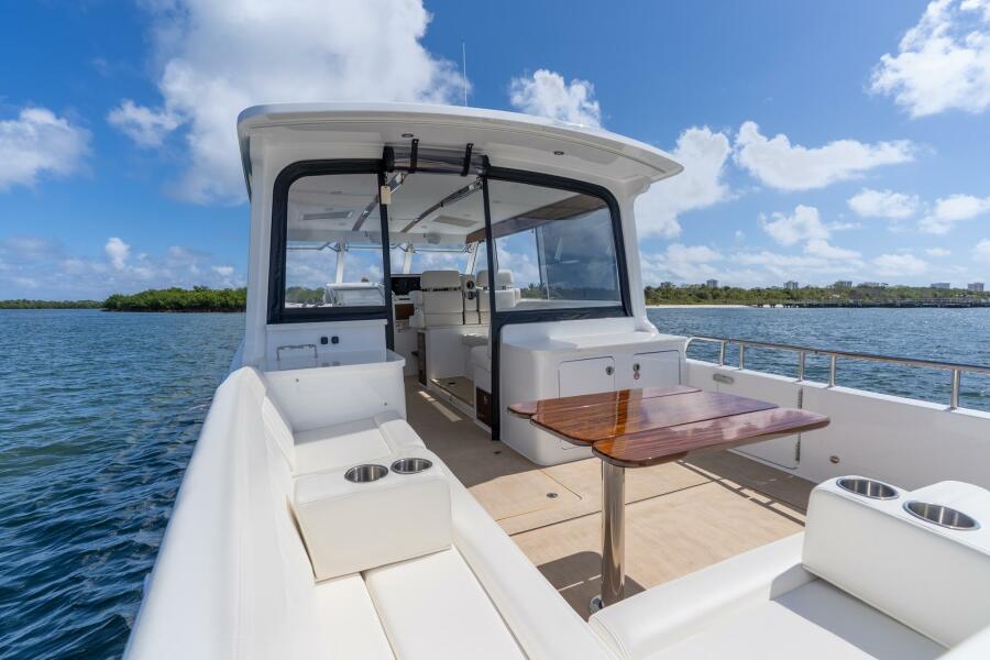 MJM 47X 47-003 -Aft Deck