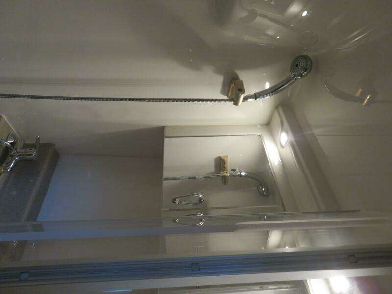 38ft Carver Yacht For Sale