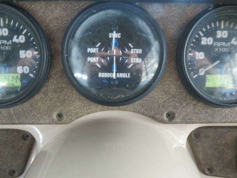 38ft Carver Yacht For Sale