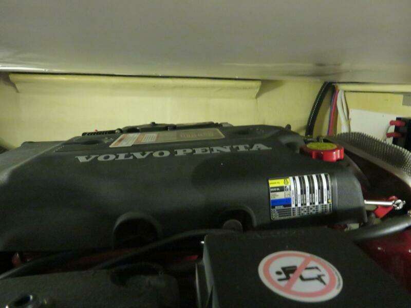 38ft Carver Yacht For Sale