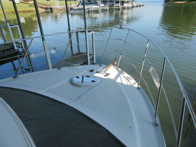 38ft Carver Yacht For Sale
