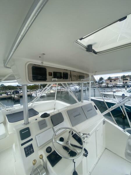 52' 2002 Ocean Yachts 52 Super Sport