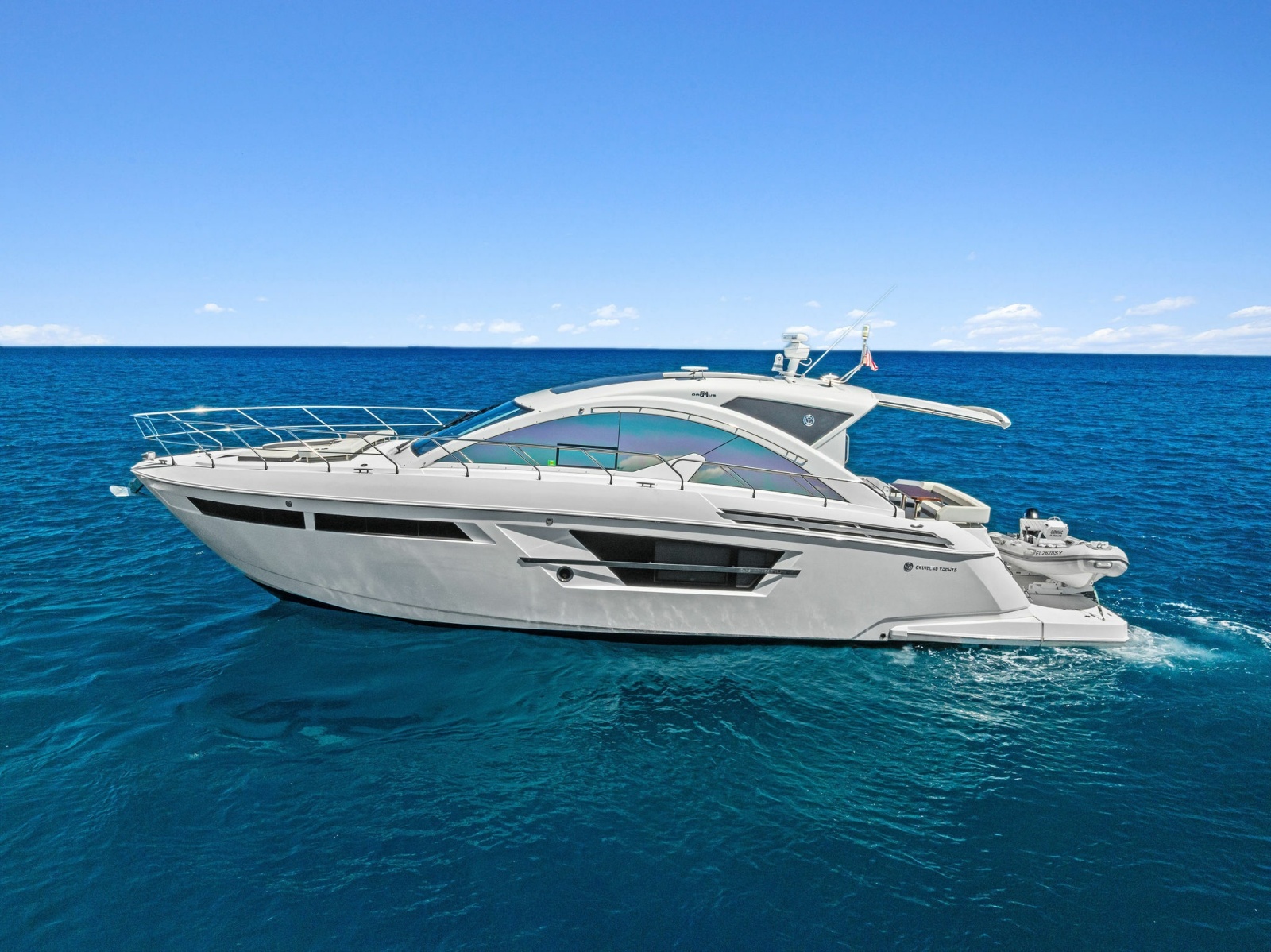 54' 2019 Cruisers Yachts 54 Cantius