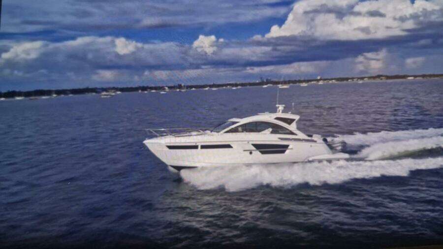 MY WAY 54ft Cruisers Yachts Yacht For Sale