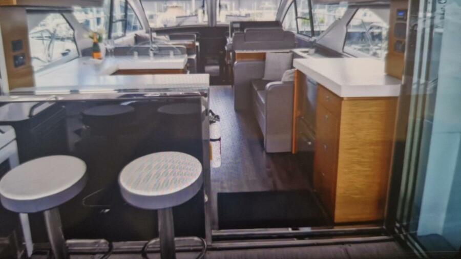 54' 2019 Cruisers Yachts 54 Cantius