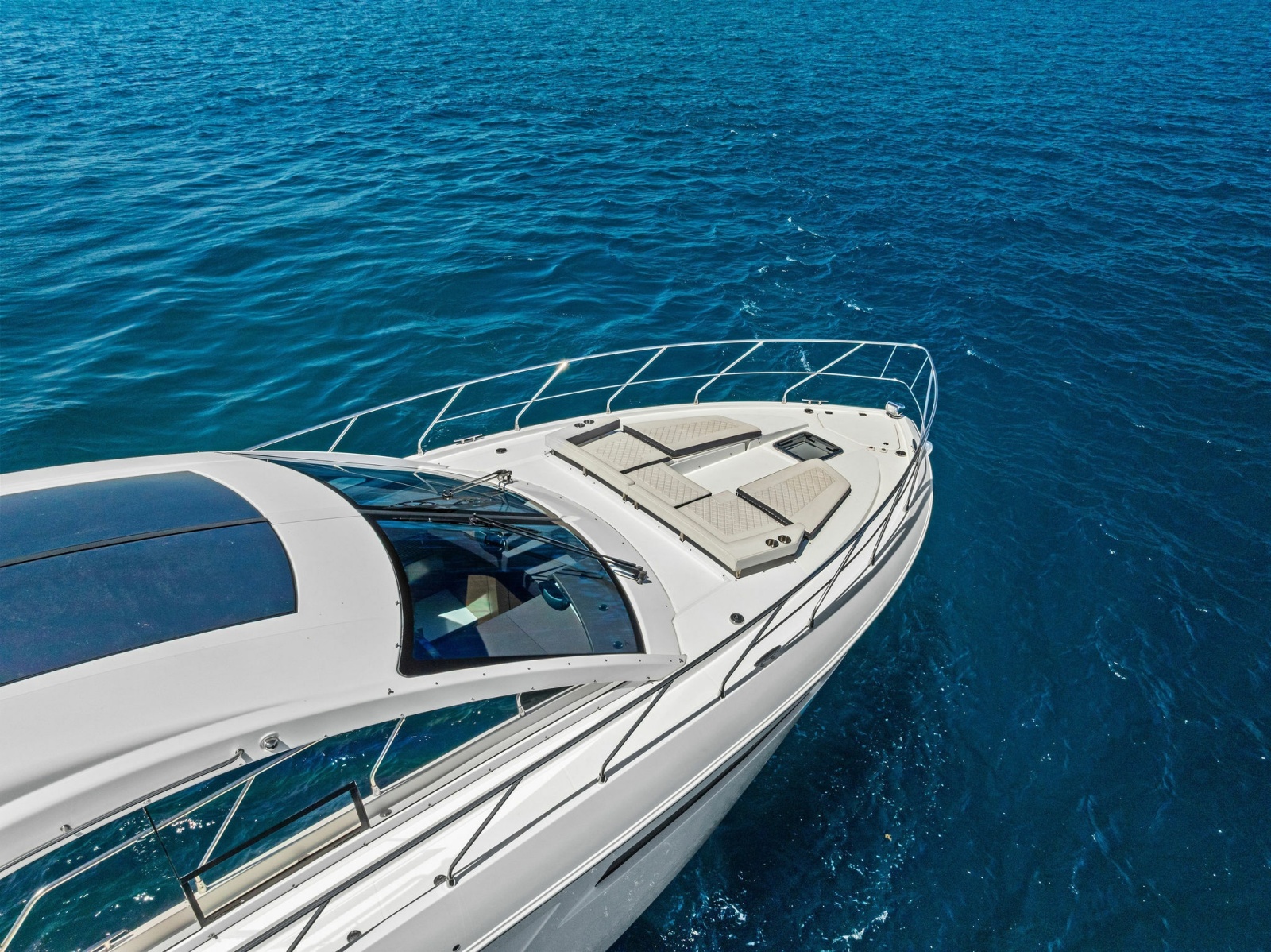 54' 2019 Cruisers Yachts 54 Cantius