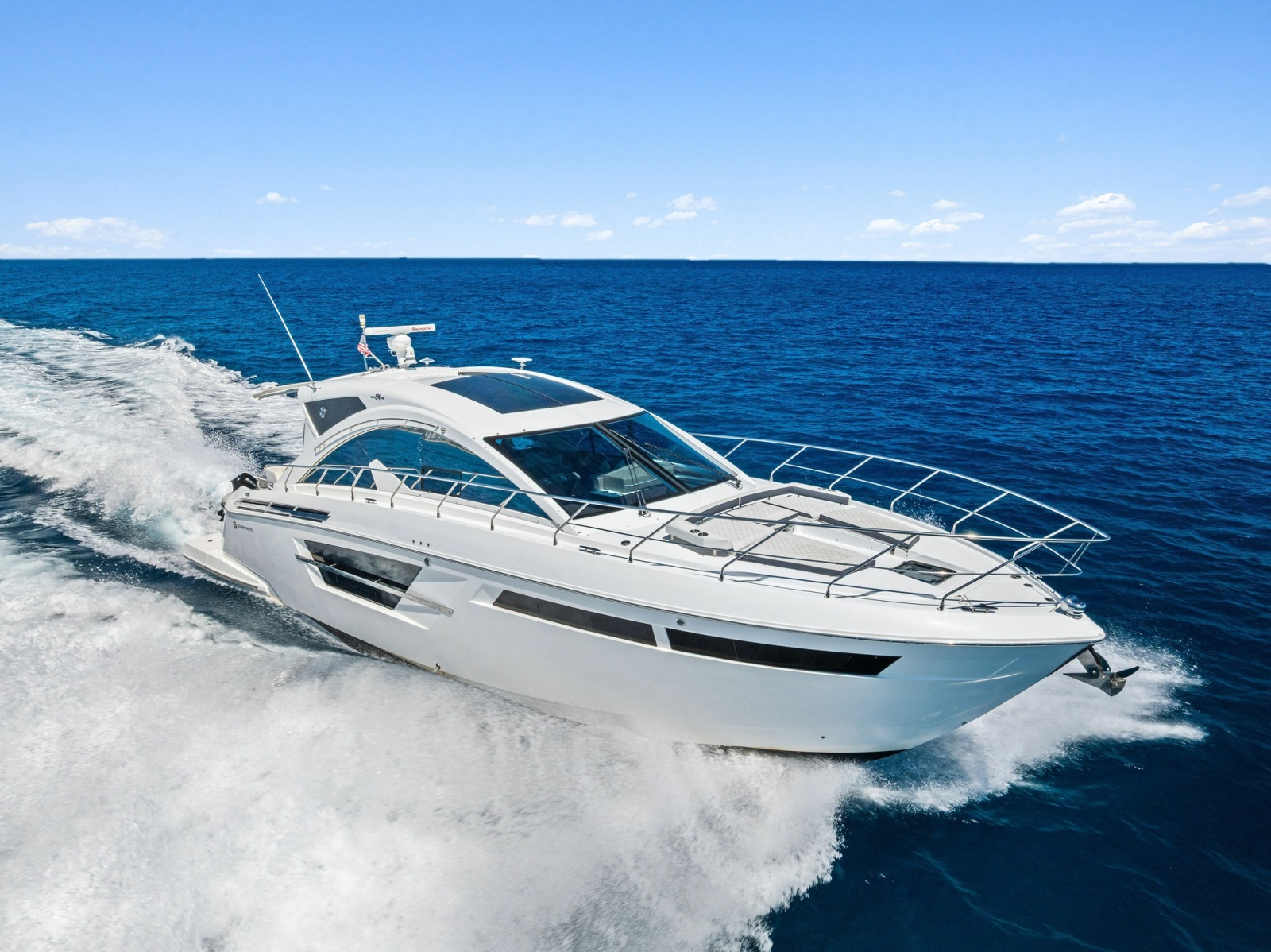54' 2019 Cruisers Yachts 54 Cantius