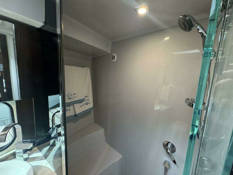 39ft Cruisers Yachts Yacht For Sale