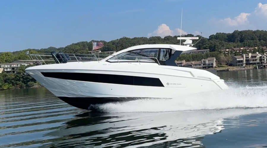 39ft Cruisers Yachts Yacht For Sale