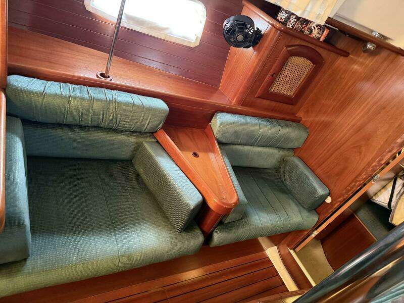 Belle Jura 36ft Beneteau Yacht For Sale