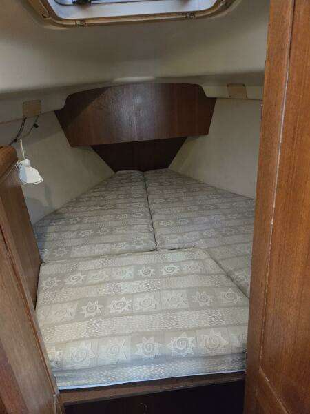 Endeavour 32ft Hunter Yacht For Sale