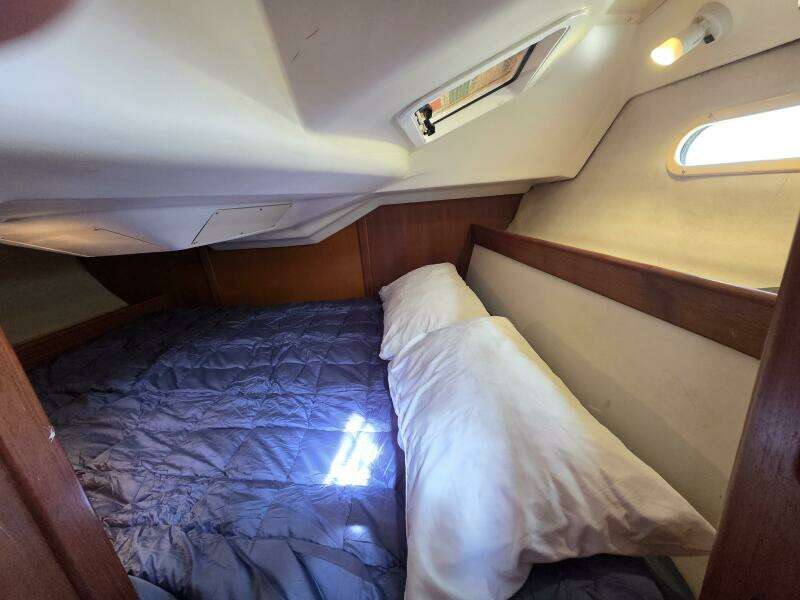 Endeavour 32ft Hunter Yacht For Sale