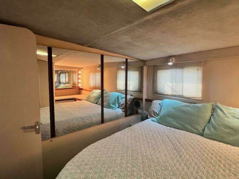 CARRIED AWAY 40ft Trojan Yacht For Sale