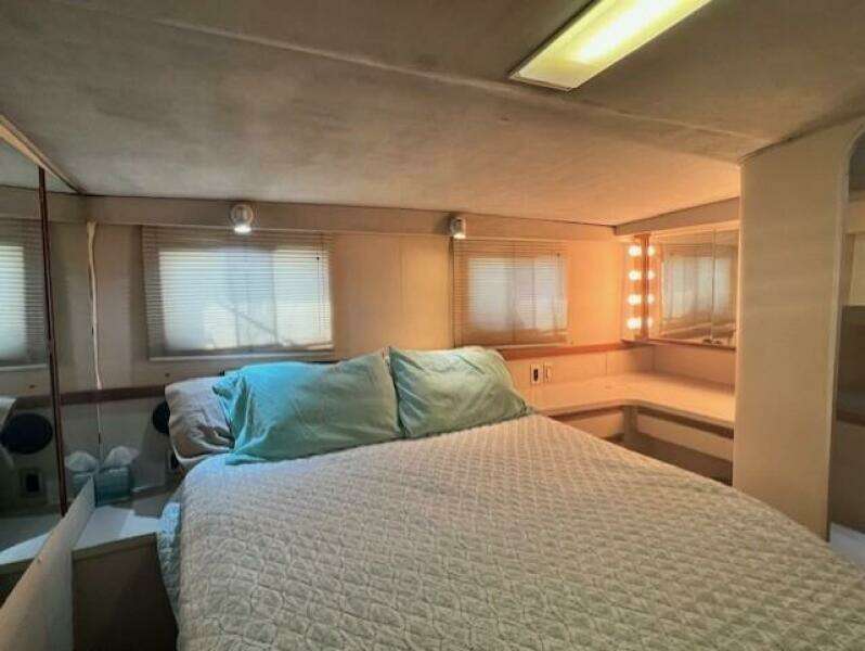 CARRIED AWAY 40ft Trojan Yacht For Sale