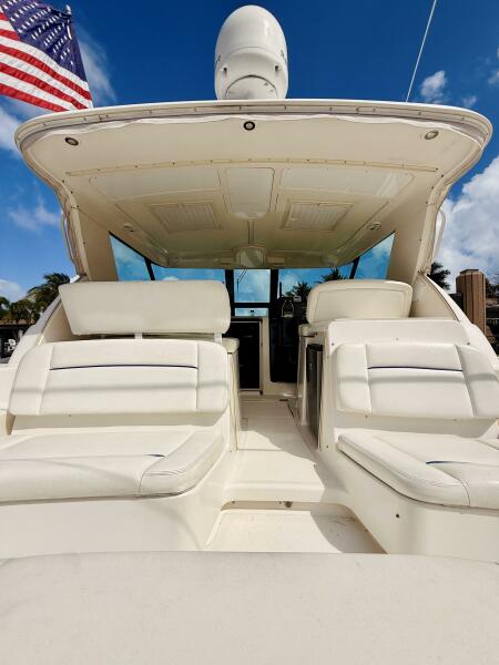 36' 2005 Tiara Yachts 