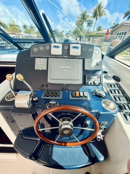36' 2005 Tiara Yachts 