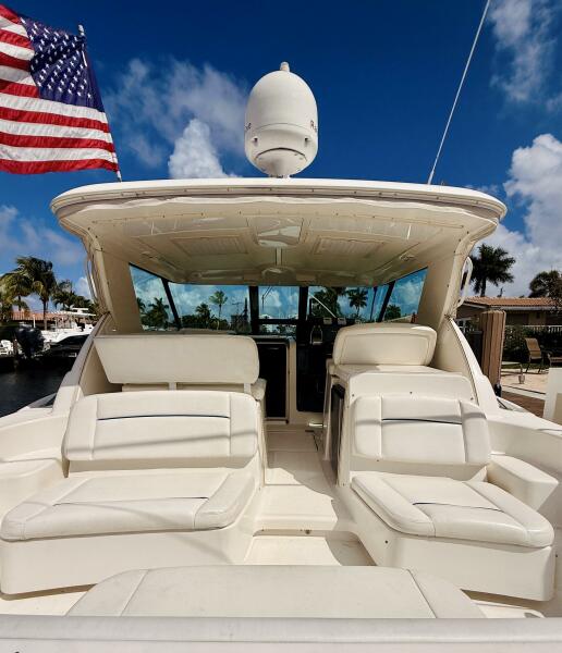 36' 2005 Tiara Yachts 