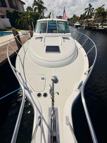 36' 2005 Tiara Yachts 