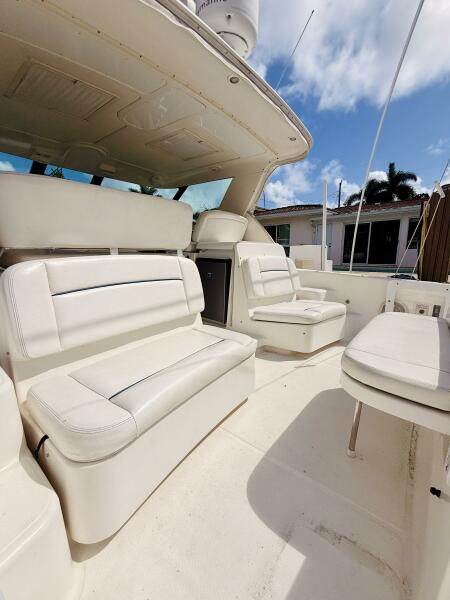36' 2005 Tiara Yachts 