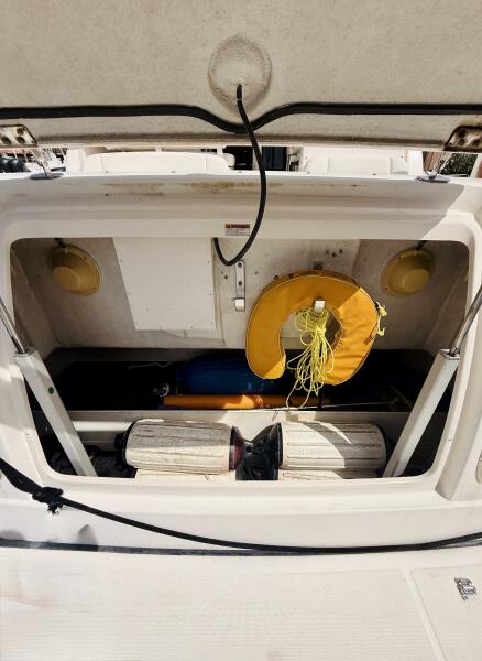 36' 2005 Tiara Yachts 