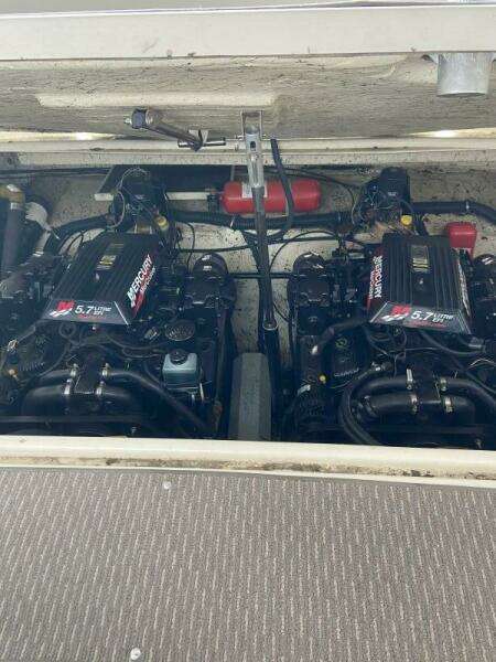 34ft Rinker Yacht For Sale