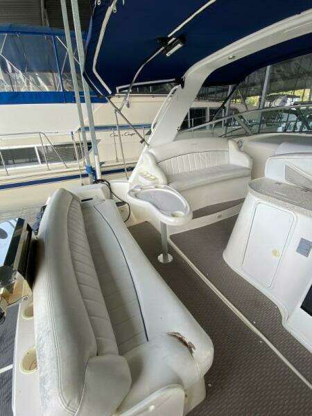 34ft Rinker Yacht For Sale