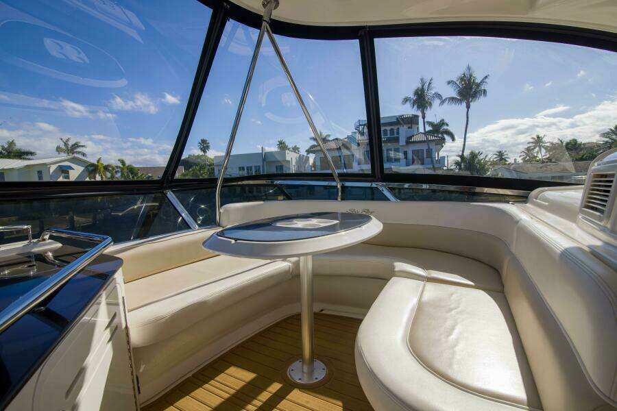 Sea Ray 52 -  Seas The Day - Flybridge 