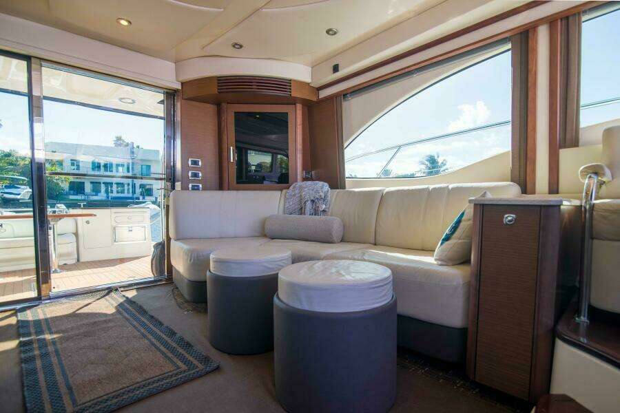 Sea Ray 52 - Seas The Day - Salon