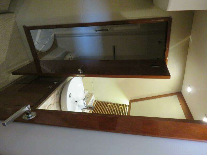 47ft Sea Ray Yacht For Sale