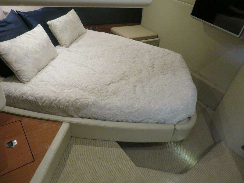 47ft Sea Ray Yacht For Sale