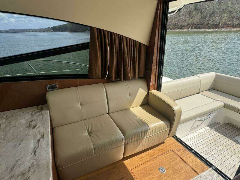 47ft Sea Ray Yacht For Sale