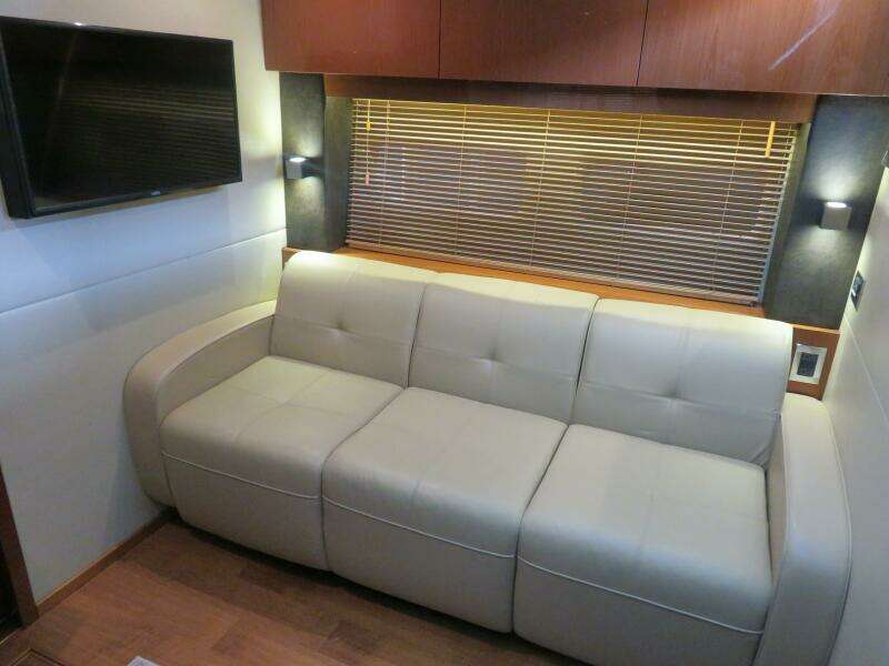 47ft Sea Ray Yacht For Sale