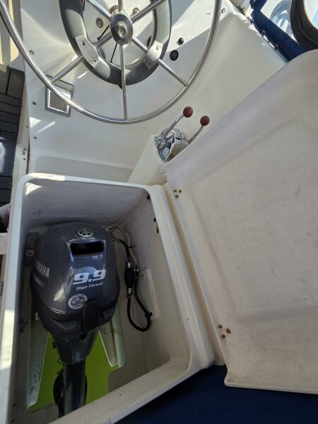 33' 1997 Seawind 1000